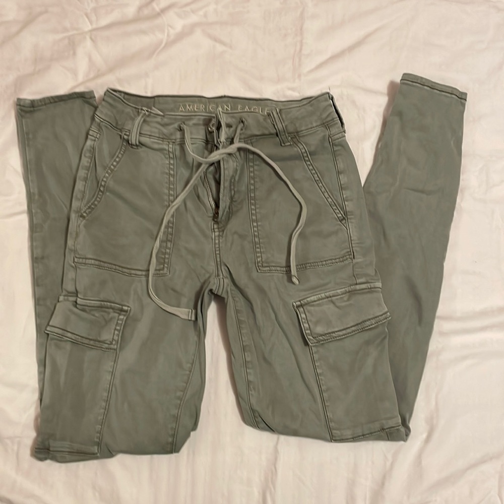 American Eagle army green pants